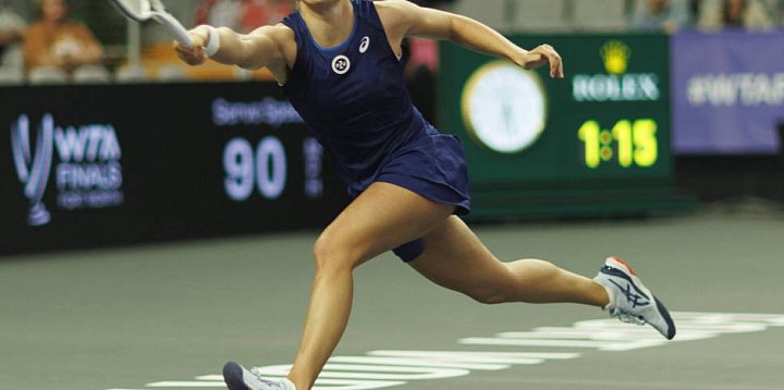 WTA Finals - Iga Świątek zaczęła od wygranej z Kasatkiną-2485